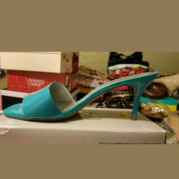 Shoes - Picture 7 of 7